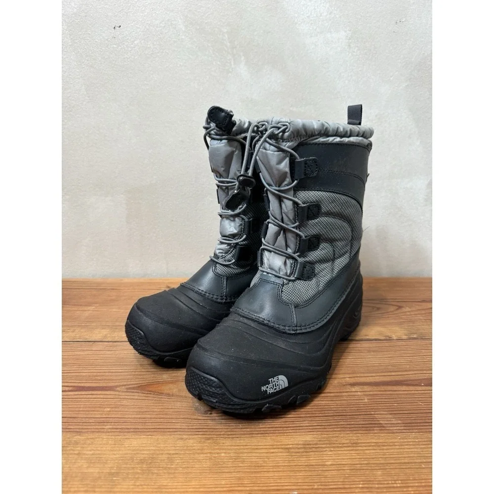 The North Face Alpenglow IV Winter Snow Boots Size 6 US Black Grey Waterproof